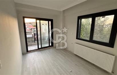 Foça Yenibağarası'nda Kiralık 2+1 Daire
