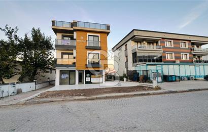 Foça Yenibağarası Ana Cadde Üzerinde Kiralık Dükkan