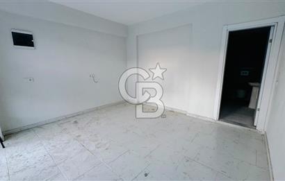 Foça Yenibağarası Ana Cadde Üzerinde Kiralık Dükkan