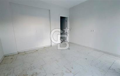 Foça Yenibağarası Ana Cadde Üzerinde Kiralık Dükkan