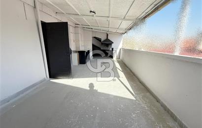 OKULLAR CADDE YAKINI MANZARA TERASLI DUBLEKS 5+1 GENİŞ DAİRE