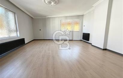 OKULLAR CADDE YAKINI MANZARA TERASLI DUBLEKS 5+1 GENİŞ DAİRE