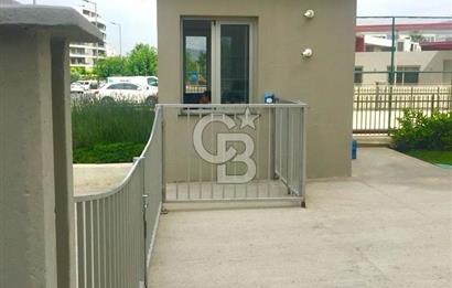 NAROVA 1. ETAP 3,5+1 EVEBEYN BANYOLU VERANDALI ÖNÜ AÇIK BÜYÜK TİP KİRALIK DAİRE