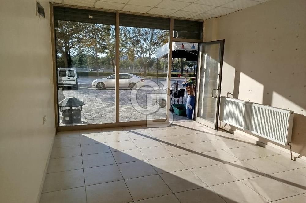 COLDWELL BANKERDAN FETİH CADDESİNDE KİRALIK DÜKKAN