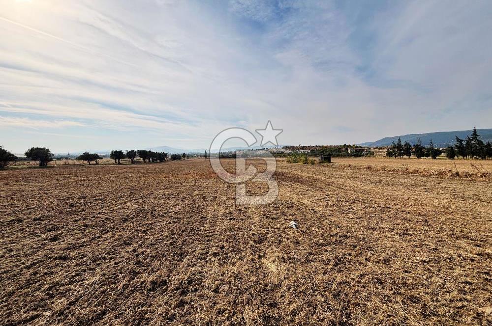 FOÇA GERENKÖYDE SATILIK 1.060 m² VİLLA İMARLI ARSA