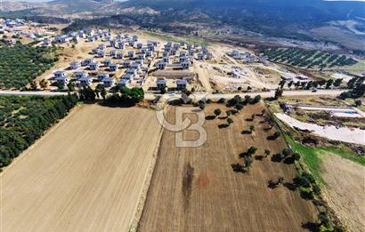 FOÇA GERENKÖYDE SATILIK 1.060 m² VİLLA İMARLI ARSA