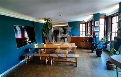 445 m² Net, Kapalı Otoparklı, Boğaz Manzaralı 2 Kat Kiralık Ofis