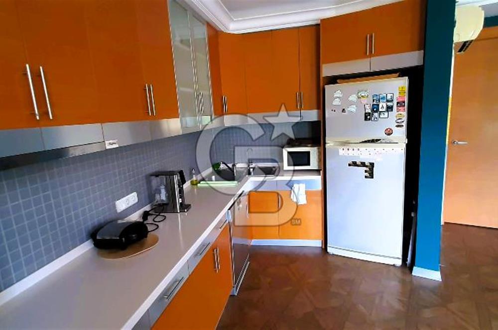 445 m² Net, Kapalı Otoparklı, Boğaz Manzaralı 2 Kat Kiralık Ofis