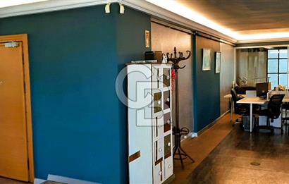 445 m² Net, Kapalı Otoparklı, Boğaz Manzaralı 2 Kat Kiralık Ofis