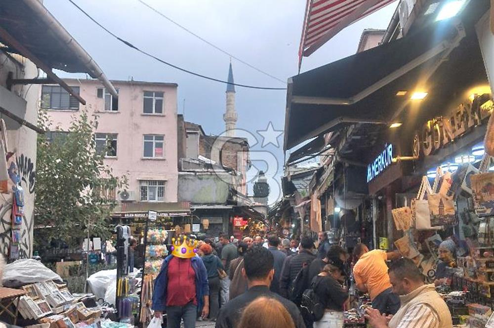 Eminönü, Ticaretin Merkezinde Kiralık İşyeri & Dükkan