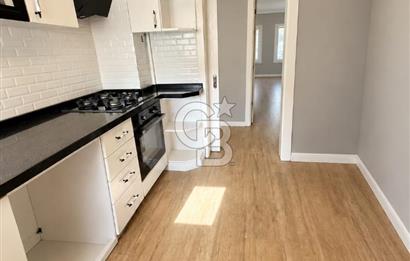 DİKMEN CADDESİNDE GENİŞ OTOPARKLI, MASRAFSIZ SATILIK DAİRE