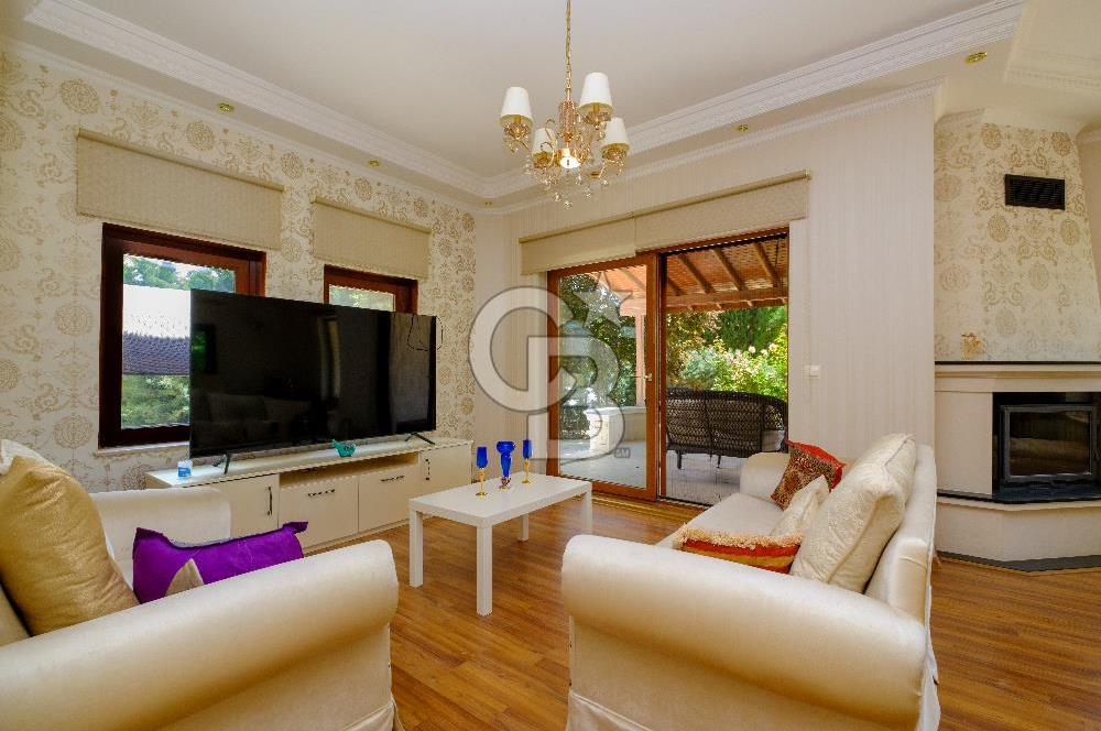 HASBAHÇE GÖLBAŞI 1.500 m² BAHÇELİ 5+2 FIRSAT VİLLA