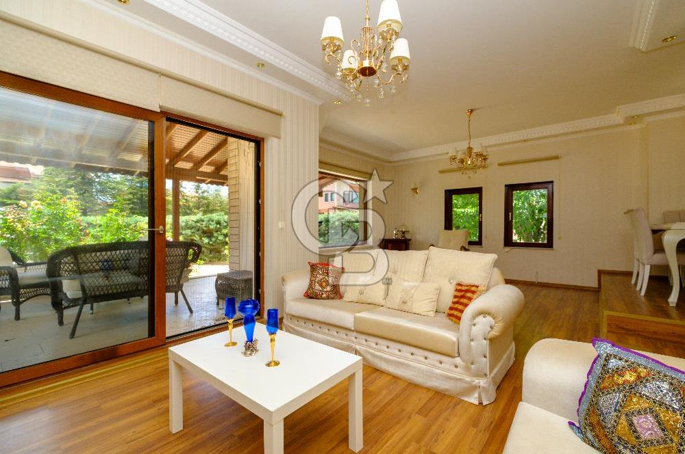 HASBAHÇE GÖLBAŞI 1.500 m² BAHÇELİ 5+2 FIRSAT VİLLA