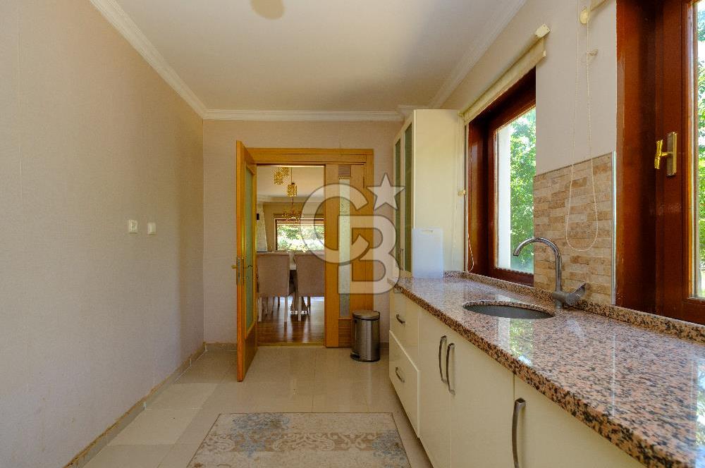 HASBAHÇE GÖLBAŞI 1.500 m² BAHÇELİ 5+2 FIRSAT VİLLA