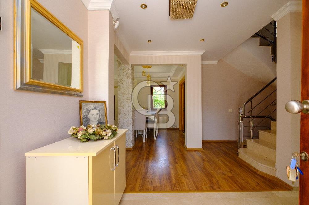 HASBAHÇE GÖLBAŞI 1.500 m² BAHÇELİ 5+2 FIRSAT VİLLA