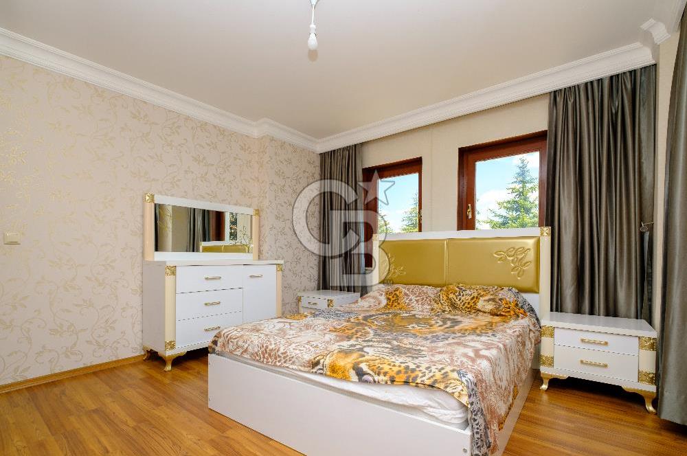 HASBAHÇE GÖLBAŞI 1.500 m² BAHÇELİ 5+2 FIRSAT VİLLA