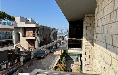 Güzelbahçe Maltepede Denize 50 Metre, Yerden Isıtmalı 2+1 Daire