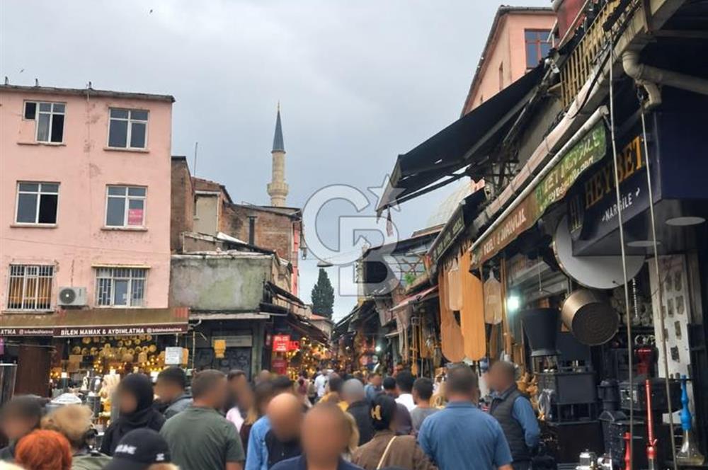 Eminönü, Ticaretin Merkezinde Kiralık İşyeri & Dükkan