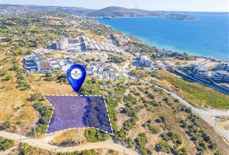 ÇEŞME AYASARANDA DENİZ MANZARALI TURİZM İMARLI KÖŞE ARSA - 8 - 378705