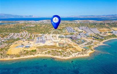 ÇEŞME AYASARANDA DENİZ MANZARALI TURİZM İMARLI KÖŞE ARSA