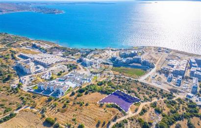 ÇEŞME AYASARANDA DENİZ MANZARALI TURİZM İMARLI KÖŞE ARSA
