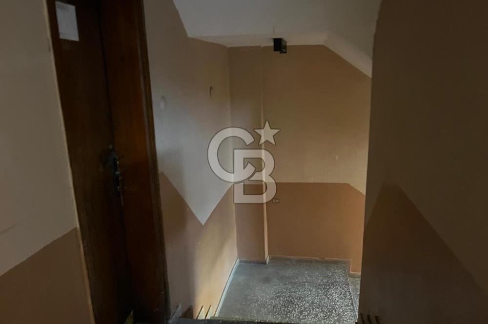 KONAK BELEDİYESİ İLE AYNI ADADA SATILIK 30 m² BÜRO 