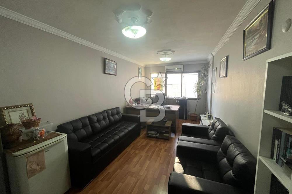 KONAK BELEDİYESİ İLE AYNI ADADA SATILIK 30 m² BÜRO 