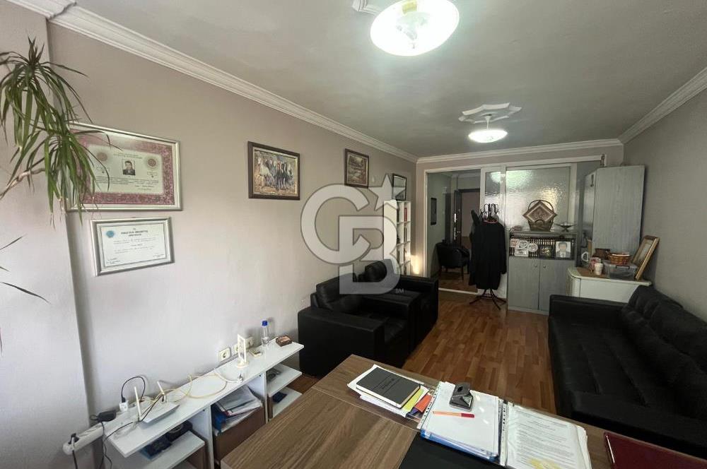 KONAK BELEDİYESİ İLE AYNI ADADA SATILIK 30 m² BÜRO 