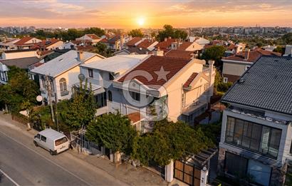 Güzelbahçe Seçkin Muhitte Bahçeli 4+1 Kiralık Villa