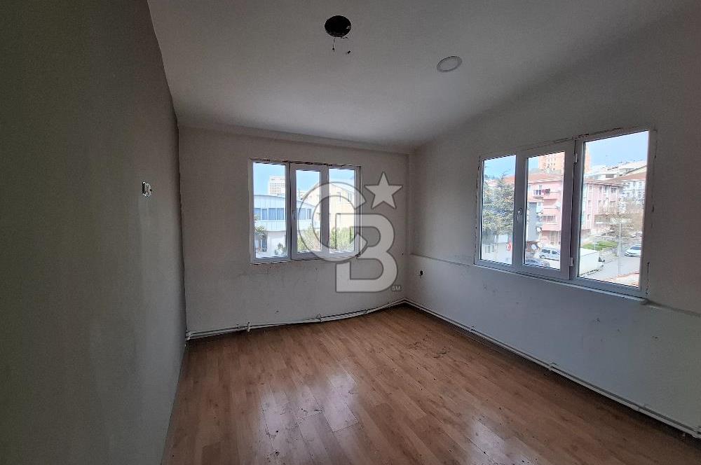 BALGAT ZİYABEY'E YAKIN 1850m2 5 KAT ASANSÖR GENİŞ BAHÇELİ BİNA