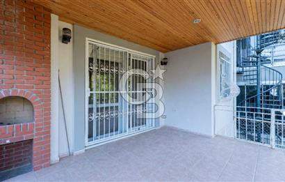 Güzelbahçe Seçkin Muhitte Bahçeli 4+1 Kiralık Villa