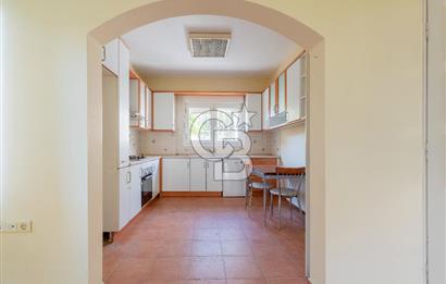 Güzelbahçe Seçkin Muhitte Bahçeli 4+1 Kiralık Villa