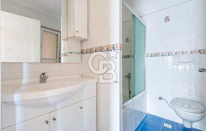 Güzelbahçe Seçkin Muhitte Bahçeli 4+1 Kiralık Villa