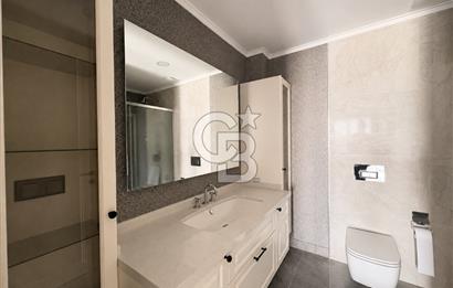 KOZ ORAN 27.Katta Muhteşem Manzaralı Satılık 5+1 Daire