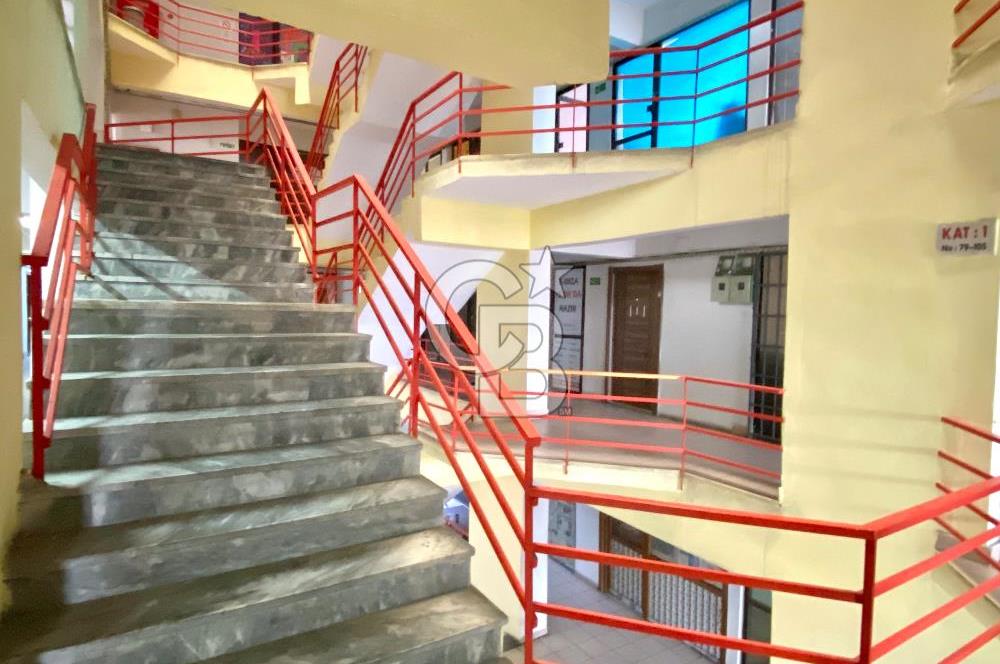 Zeytinburnu Merter Metrobüs Yanı E5 Manzaralı Satılık Ofis