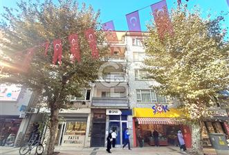 İstanbul Caddesi üzerinde, Kurumsal Kiracılı Satılık Bina.  - 1 - 378823
