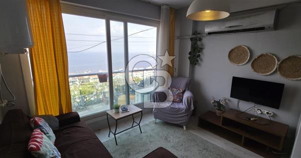 Konak'ta Tarihi Asansör Yakını Kiralık 1+1 Daire - 378847