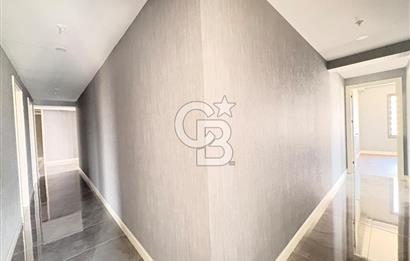 KOZ ORAN 27.Katta Muhteşem Manzaralı Satılık 5+1 Daire