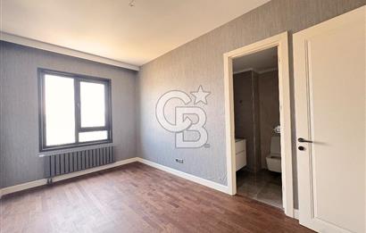 KOZ ORAN 27.Katta Muhteşem Manzaralı Satılık 5+1 Daire