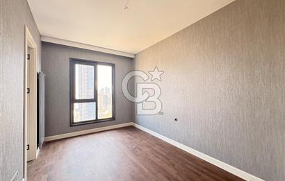 KOZ ORAN 27.Katta Muhteşem Manzaralı Satılık 5+1 Daire