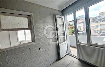 URLA MERKEZDE KİRALIK 3+1 DAİRE YENİLENMİŞ 3 CEPHE AİLE BİNASI