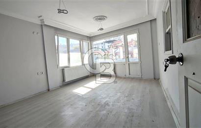 URLA MERKEZDE KİRALIK 3+1 DAİRE YENİLENMİŞ 3 CEPHE AİLE BİNASI