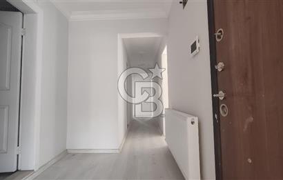 URLA MERKEZDE KİRALIK 3+1 DAİRE YENİLENMİŞ 3 CEPHE AİLE BİNASI