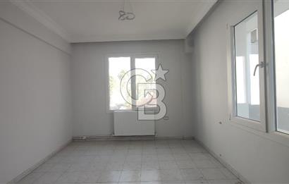 URLA MERKEZDE KİRALIK 3+1 DAİRE YENİLENMİŞ 3 CEPHE AİLE BİNASI