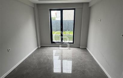 SAPANCA MERKEZDE HAVUZLU LÜKS MÜSTAKİL VİLLA