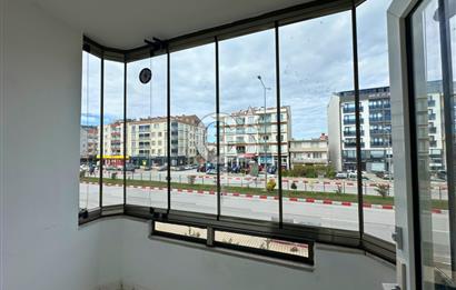 Çanakkale Lapseki'de Cadde Üzeri Merkezi Konum 3+1 Kiralık Daire