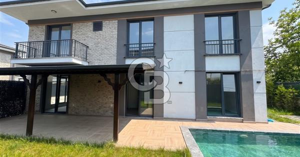 SAPANCA MERKEZDE HAVUZLU LÜKS MÜSTAKİL VİLLA - 378863