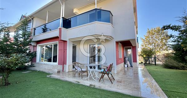 GÖLBAŞI SARAY BOSNA SİTESİ'NDE FULL YAPILI SATILIK 6+1 VİLLA - 378858