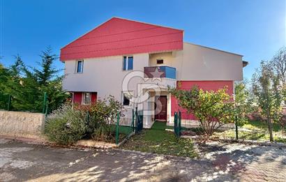 GÖLBAŞI SARAY BOSNA SİTESİ'NDE FULL YAPILI SATILIK 6+1 VİLLA