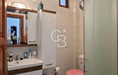 Ayvalık Altınova'da Sahile Yakın Site İçinde Satılık 3+1 Villa